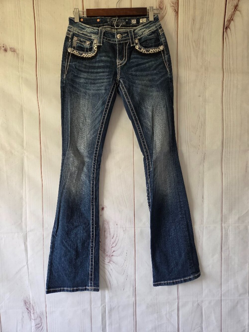 Miss Me Bootcut Jeans, Women’s 25, Thick contrast stitching embellished pockets